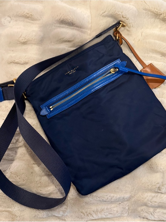Tory Burch Handbags - Tory Burch Navy Messenger Bag with Bright Blue Trim